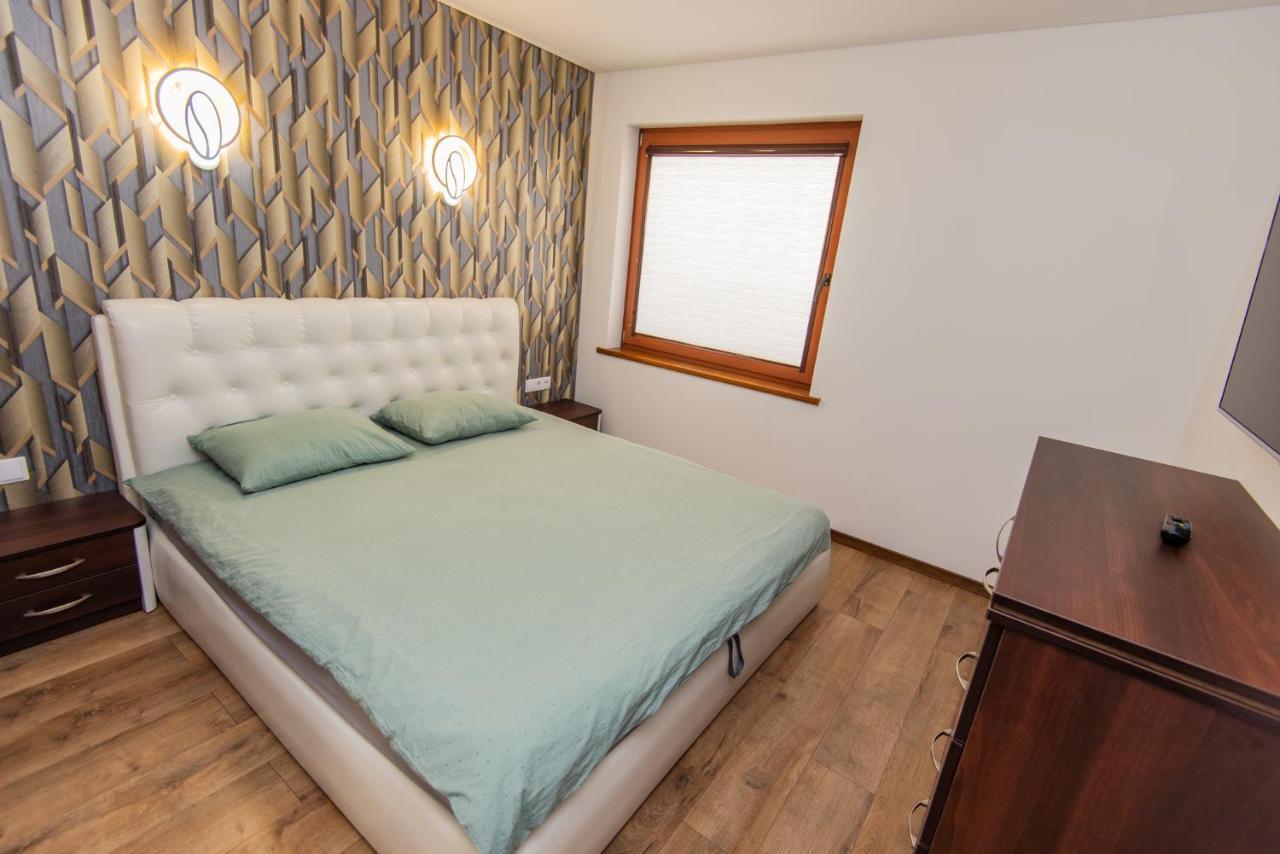 Apartamentai Pas Kaju Senamiestyje Salia Botanikos Parko بالانغا المظهر الخارجي الصورة